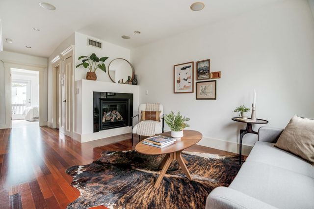 528 E 7th Street 3, Boston, MA 02127
