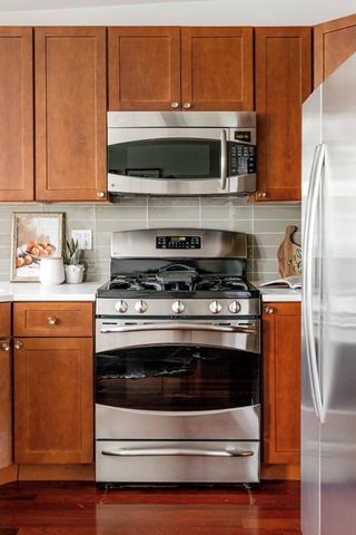 528 E 7th Street 3, Boston, MA 02127
