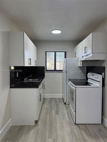 1330 W 29th St 33, Hialeah, FL 33012