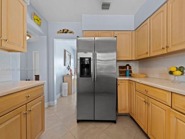 8620 SW 185th Ter, Cutler Bay, FL 33157