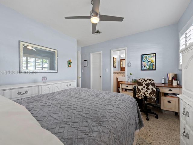 8620 SW 185th Ter, Cutler Bay, FL 33157