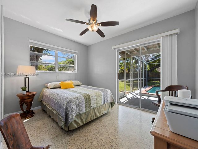 8620 SW 185th Ter, Cutler Bay, FL 33157