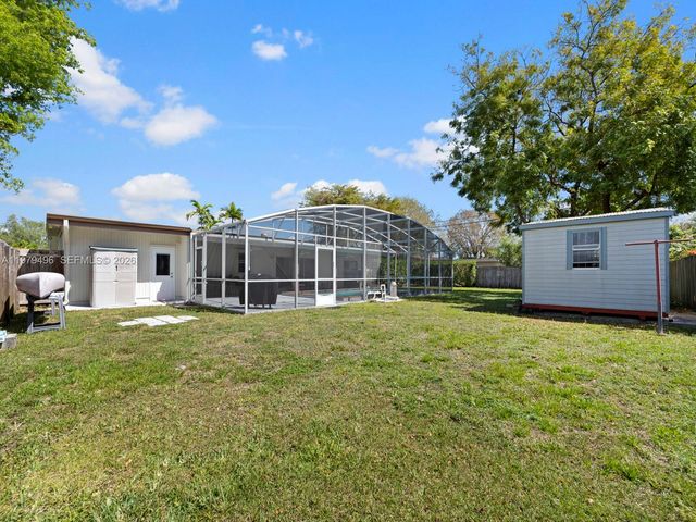 8620 SW 185th Ter, Cutler Bay, FL 33157