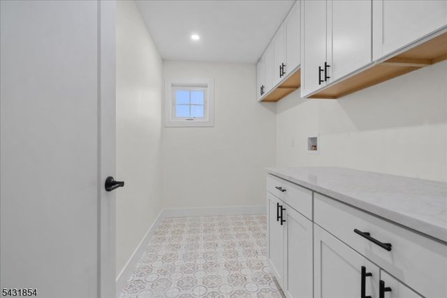 1586 Front St, Scotch Plains Twp., NJ 07076