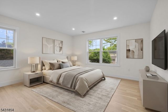 1586 Front St, Scotch Plains Twp., NJ 07076