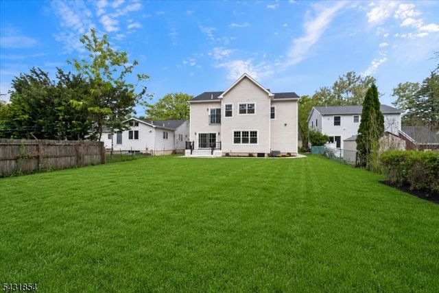 1586 Front St, Scotch Plains Twp., NJ 07076