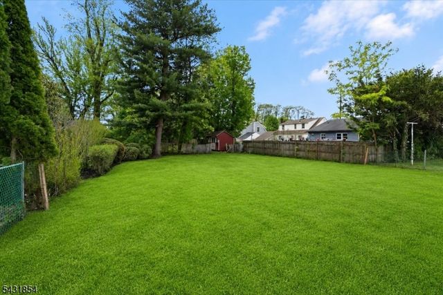 1586 Front St, Scotch Plains Twp., NJ 07076