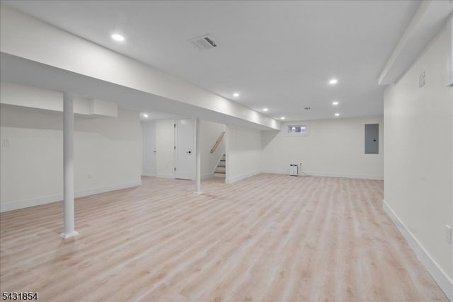 1586 Front St, Scotch Plains Twp., NJ 07076