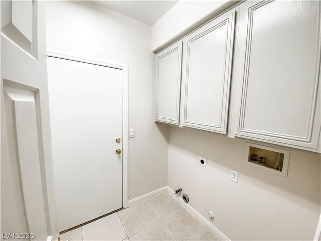 11021 Mount Royal Avenue, Las Vegas, NV 89144