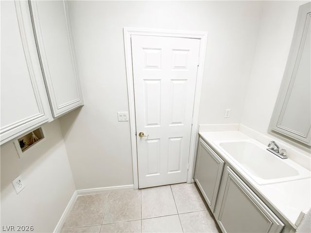 11021 Mount Royal Avenue, Las Vegas, NV 89144