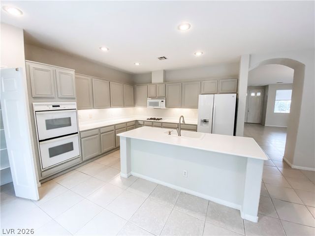 11021 Mount Royal Avenue, Las Vegas, NV 89144