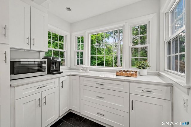 122 Berrian Road, Stamford, CT 06905