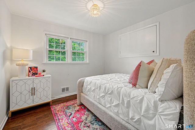 122 Berrian Road, Stamford, CT 06905