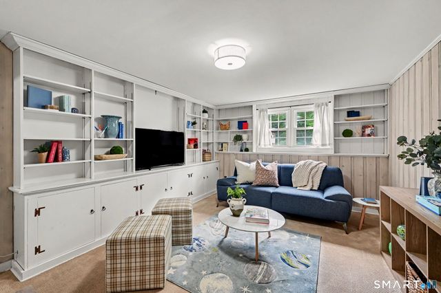 122 Berrian Road, Stamford, CT 06905