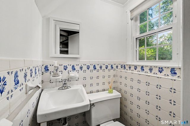 122 Berrian Road, Stamford, CT 06905