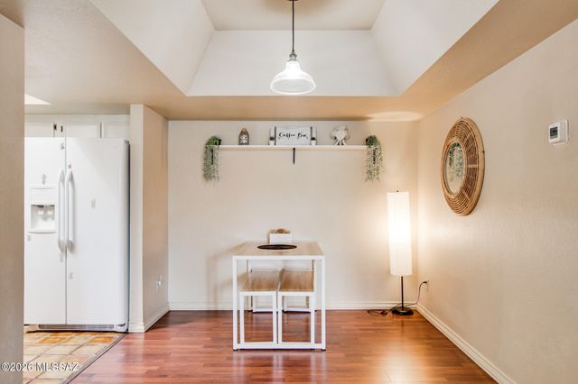 8255 N Oracle Road, Tucson, AZ 85704
