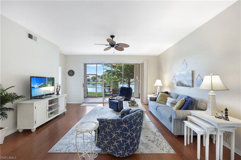 325 Dover PL 103, NAPLES, FL 34104 — photo 4