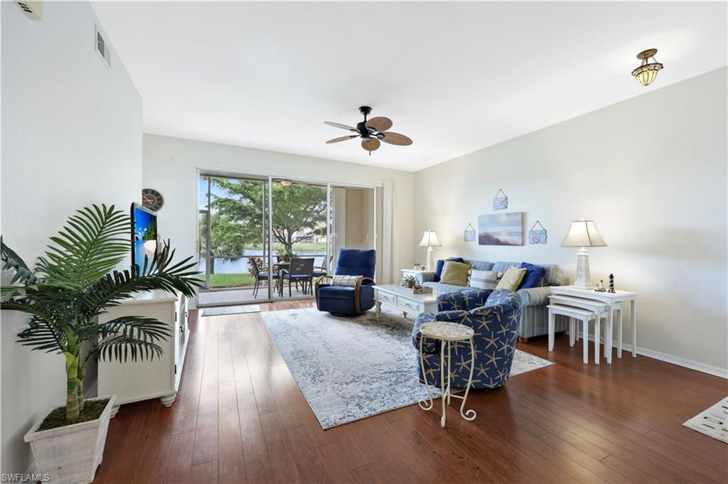 325 Dover PL 103, NAPLES, FL 34104 — photo 5