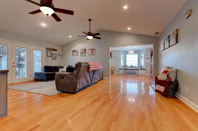 65 Cooper Drive, Mt Sterling, KY 40353