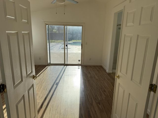 3042 Tenaya Ln, Stockton, CA 95212