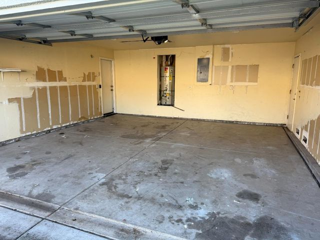 3042 Tenaya Ln, Stockton, CA 95212