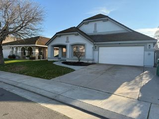 3042 Tenaya Ln, Stockton, CA 95212