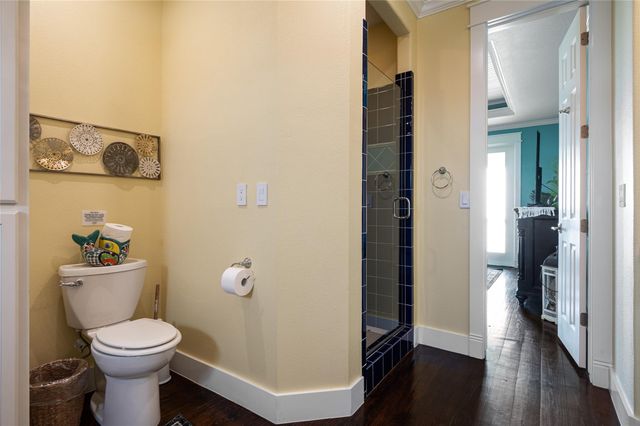 2829 Tradewind Lane, Crystal Beach, TX 77650