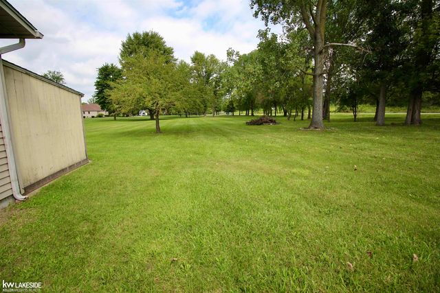 21181 24 Mile Road, Macomb Twp, MI 48042