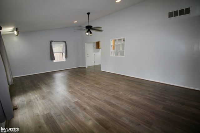 21181 24 Mile Road, Macomb Twp, MI 48042