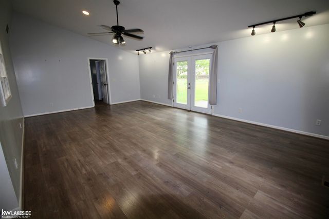 21181 24 Mile Road, Macomb Twp, MI 48042
