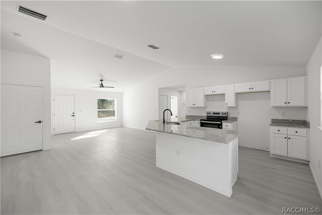 1780 SW Winding Hills Road, Dunnellon, FL 34431