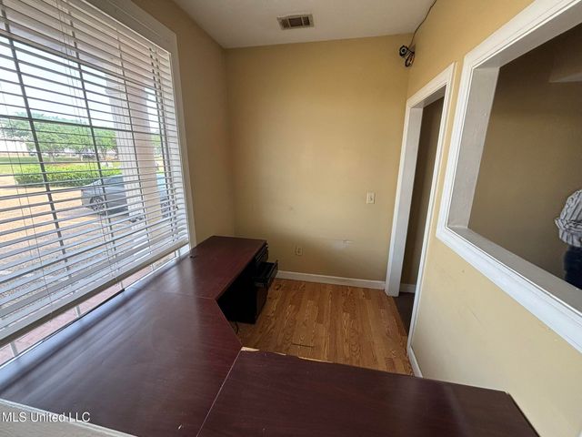 211 S Woodgate Drive, Brandon, MS 39042