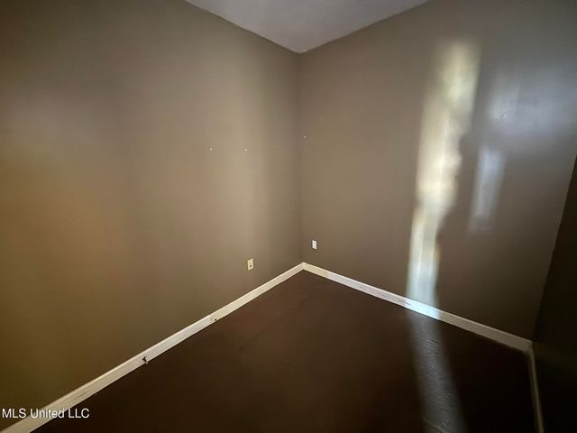 211 S Woodgate Drive, Brandon, MS 39042