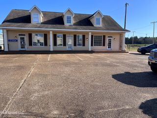 211 S Woodgate Drive, Brandon, MS 39042