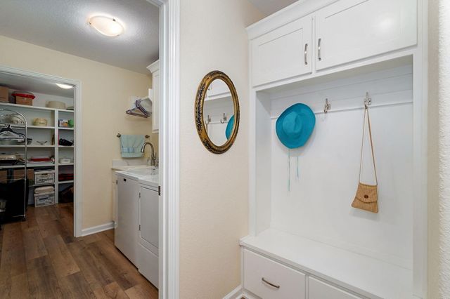 824 E Kings Mead Circle 1, Nixa, MO 65714