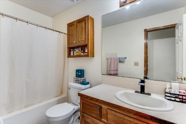 3737 N Whispering Brook Ct, Wichita, KS 67220