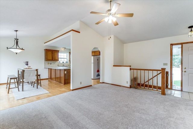 3737 N Whispering Brook Ct, Wichita, KS 67220