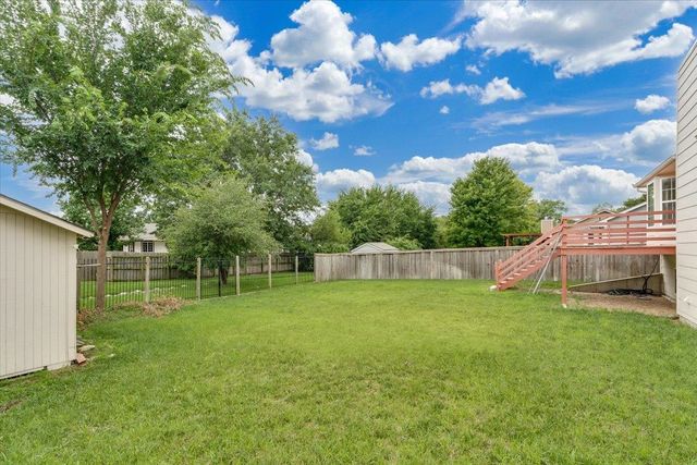 3737 N Whispering Brook Ct, Wichita, KS 67220