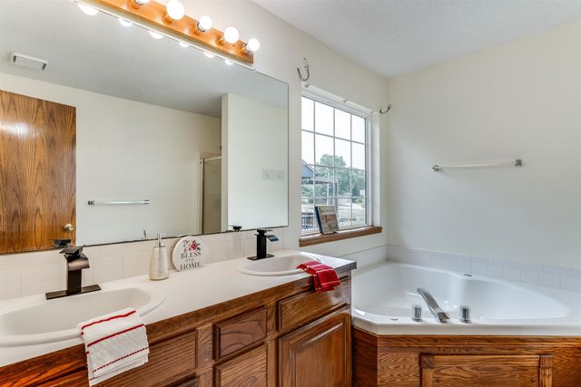 3737 N Whispering Brook Ct, Wichita, KS 67220