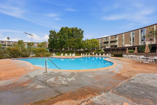 3050 Rue D'Orleans 494, San Diego, CA 92110