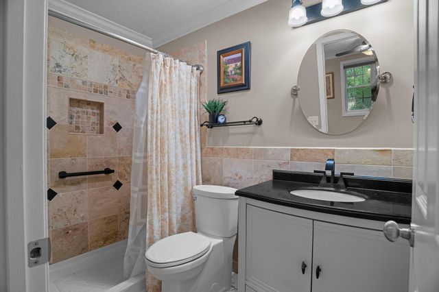 1829 County Rd E E, White Bear Lake, MN 55110