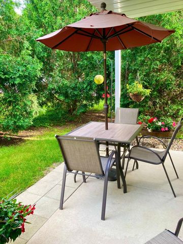 1829 County Rd E E, White Bear Lake, MN 55110