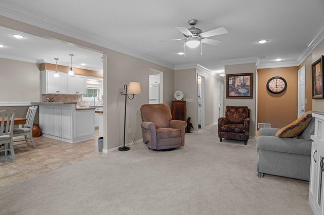 1829 County Rd E E, White Bear Lake, MN 55110