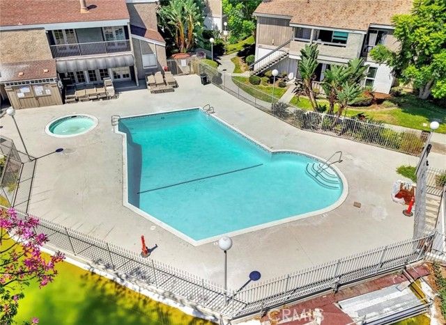 2839 S Fairview D, Santa Ana, CA 92704