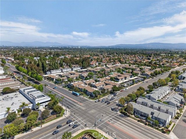 2839 S Fairview D, Santa Ana, CA 92704