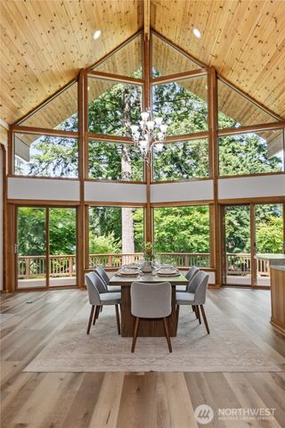 41 Louise View Drive, Bellingham, WA 98229