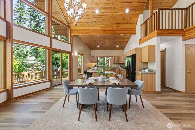 41 Louise View Drive, Bellingham, WA 98229