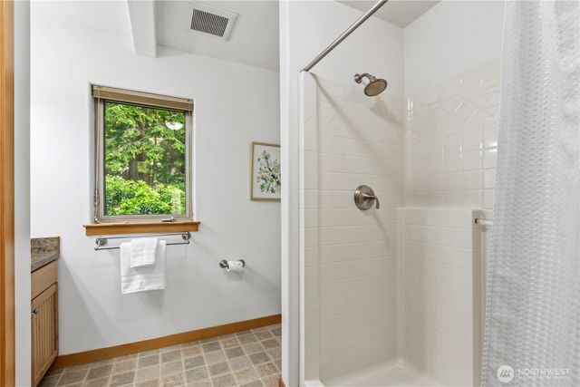 41 Louise View Drive, Bellingham, WA 98229