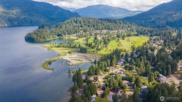 41 Louise View Drive, Bellingham, WA 98229