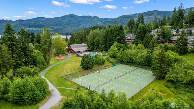 41 Louise View Drive, Bellingham, WA 98229